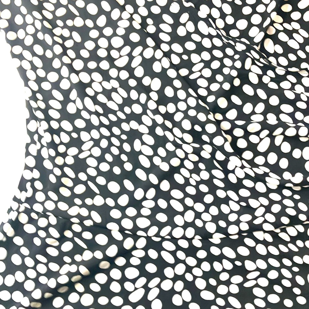 T43 Roz & Ali Ruched Polka Dot Top - Picture 2 of 6
